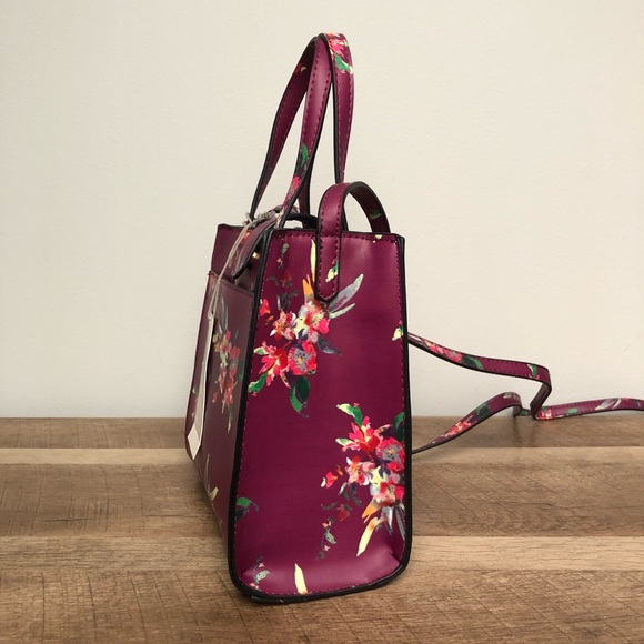 SOLD 🥳 - Picture 3 of 8